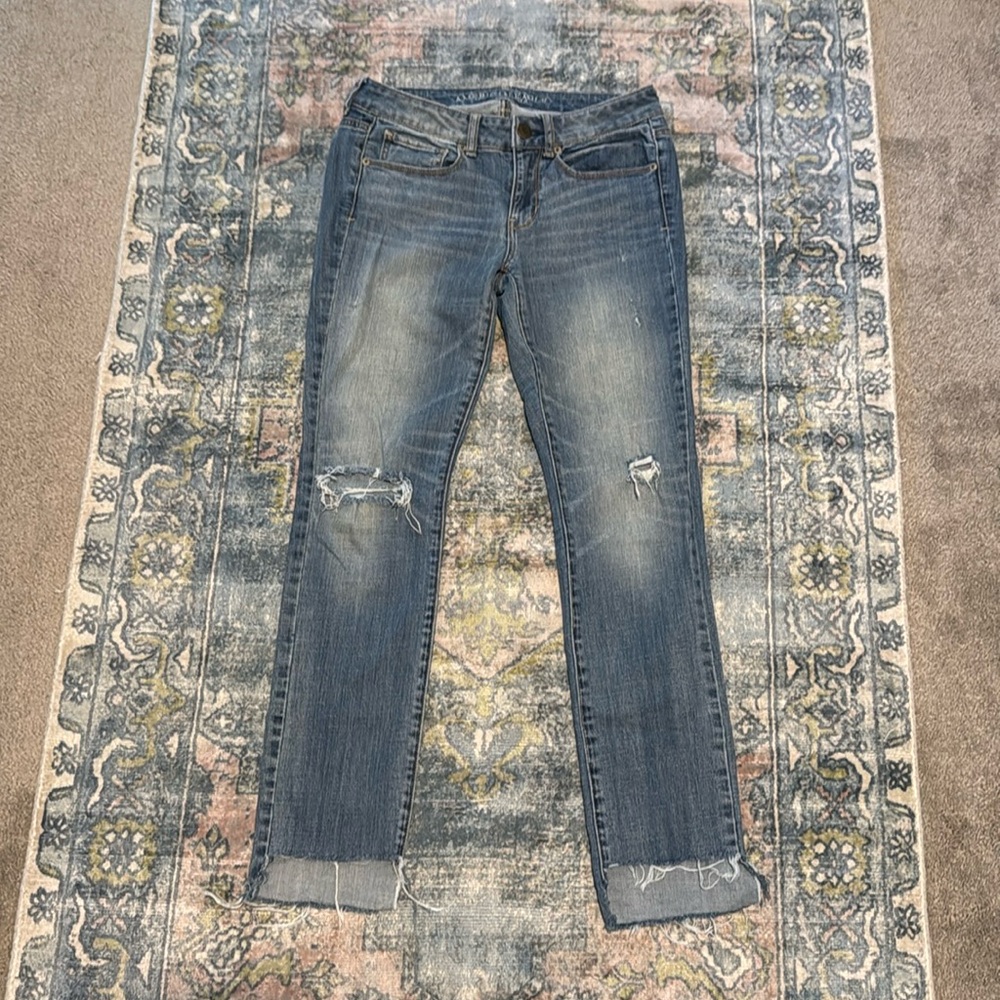 American Eagle Mid/lo rise skinny stretch jeans, medium wash, distressed